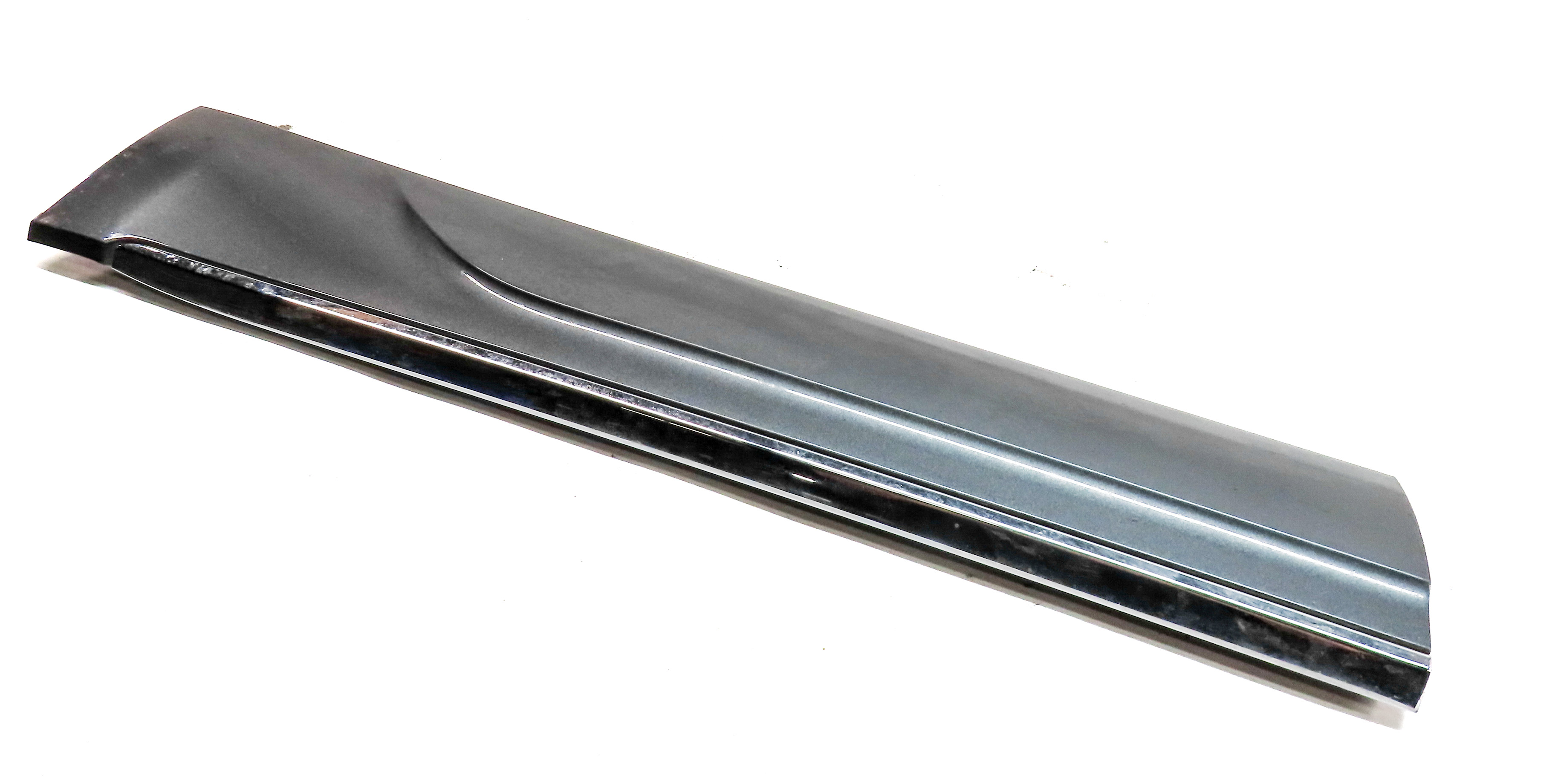 13-17 AUDI Q5 (B8 8R) REAR LEFT DOOR EXTERIOR LOWER MOULDING RUNNER TRIM (Gray) — exact item pictured